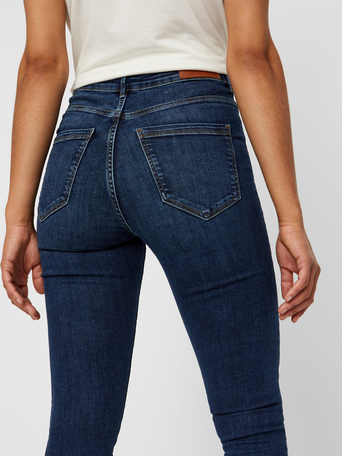 VMSOPHIA Jeans - Medium Blue Denim – VERO MODA Skövde